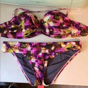 Victoria’s Secret Bikini 38D/Large
